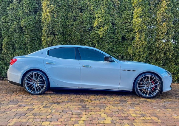 Maserati Ghibli cena 119999 przebieg: 63000, rok produkcji 2014 z Żagań małe 781